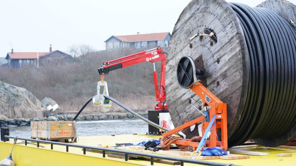 Ellevio lägger sjökabel i Göteborgs skärgård